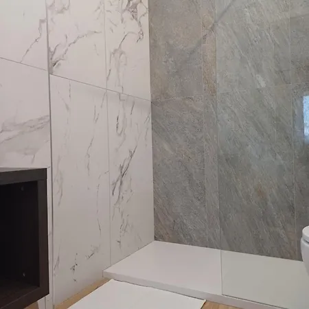 Luxury בית הארחה בארי