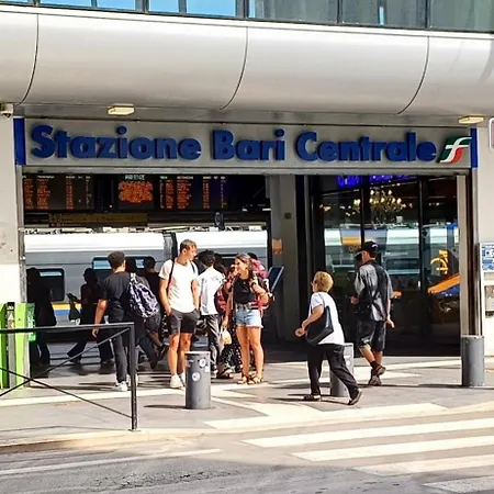 Luxury בית הארחה 4*